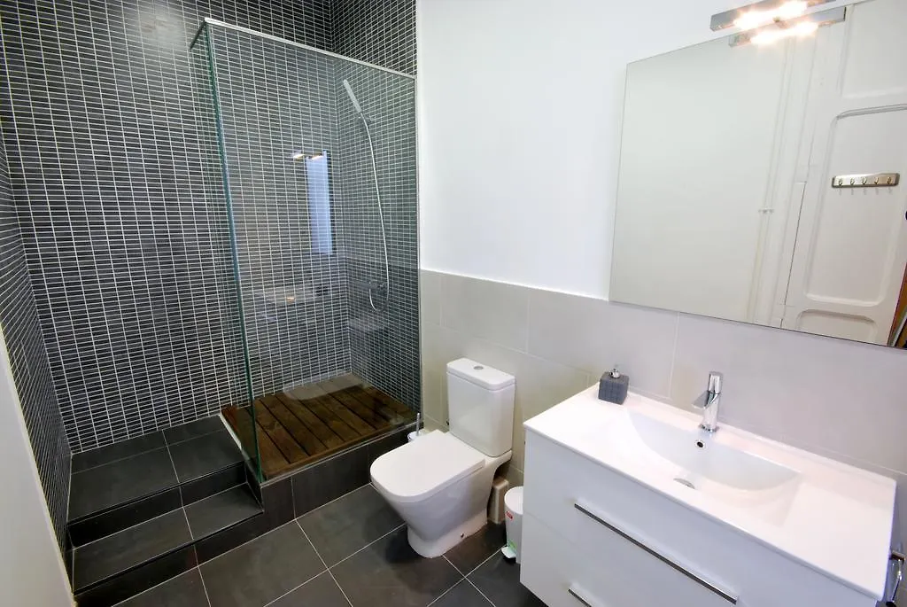 Corsega Sdb Apartment Barcelona